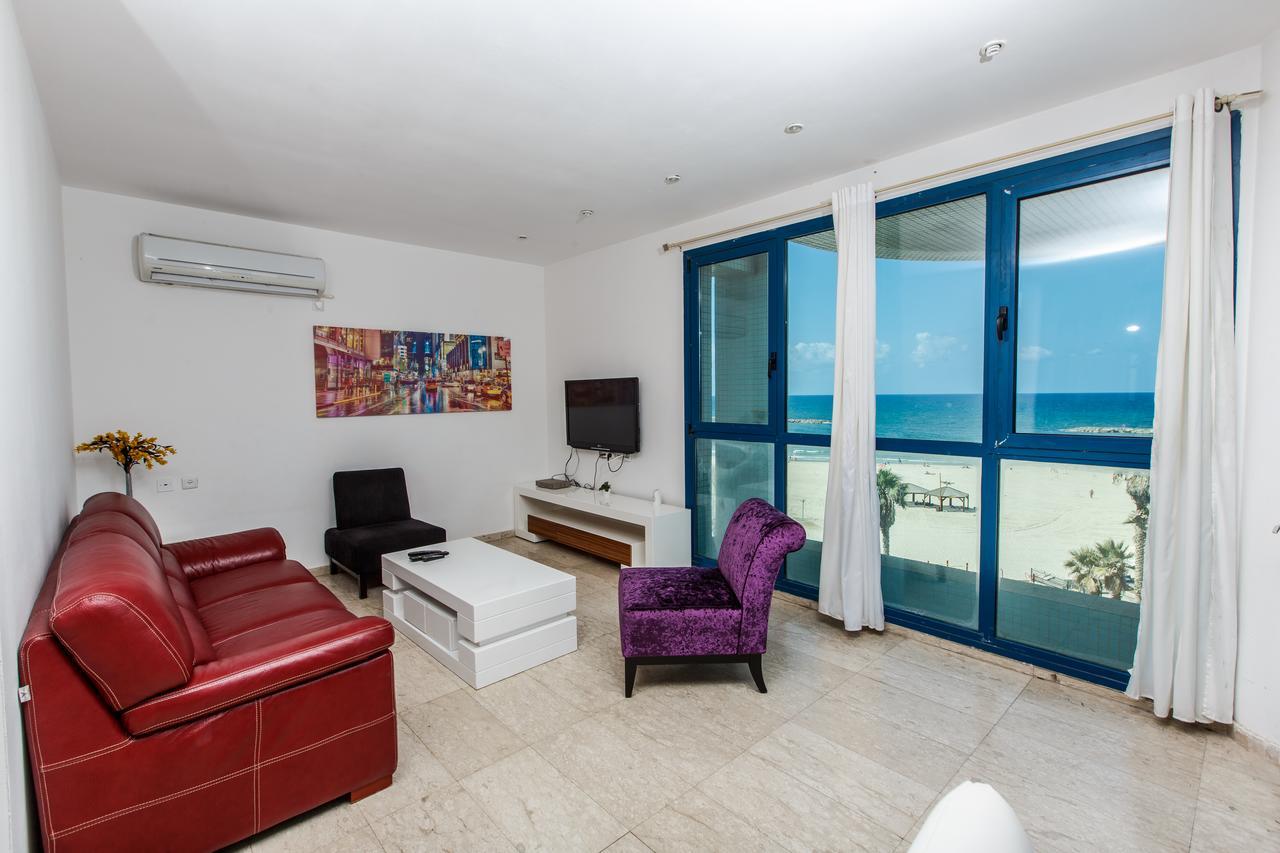 Ocean Front Apartments First Line To The Beach Tel Aviv Dış mekan fotoğraf