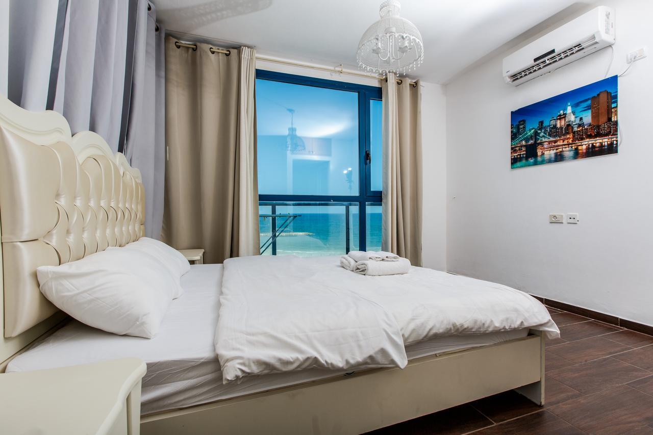 Ocean Front Apartments First Line To The Beach Tel Aviv Dış mekan fotoğraf