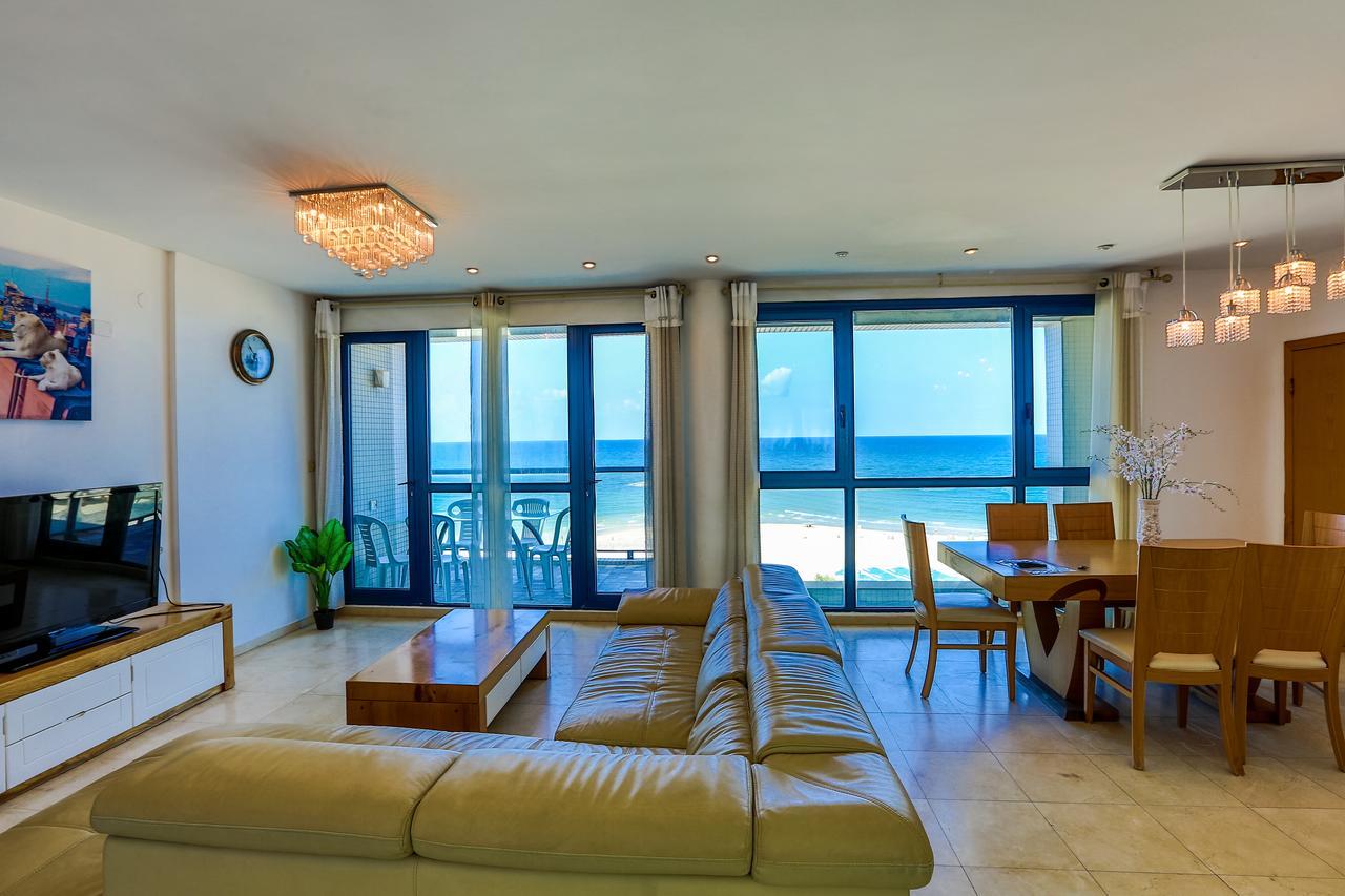 Ocean Front Apartments First Line To The Beach Tel Aviv Dış mekan fotoğraf