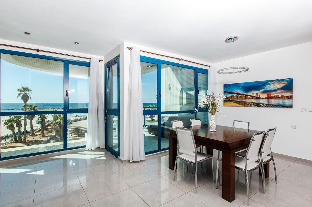 Ocean Front Apartments First Line To The Beach Tel Aviv Dış mekan fotoğraf